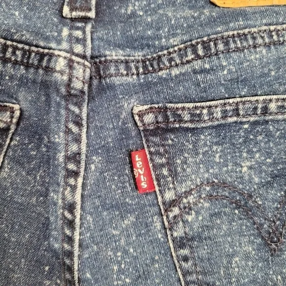 Levi's Blue Distressed White Speckled Denim Jean Short Shorts Size 24