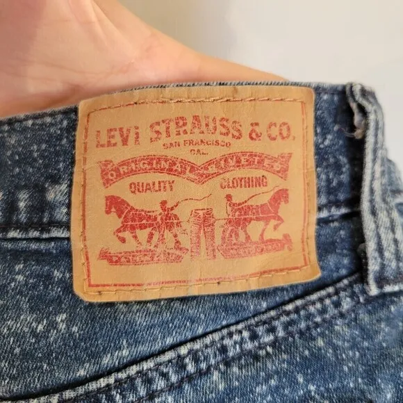 Levi's Blue Distressed White Speckled Denim Jean Short Shorts Size 24
