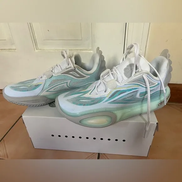 Li-Ning Way of Wade All City 11 V2 “Sky” Men’s Basketball Shoes