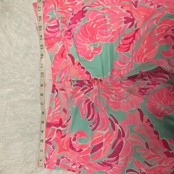 Lilly Pulitzer The Chipper Short In Size 12