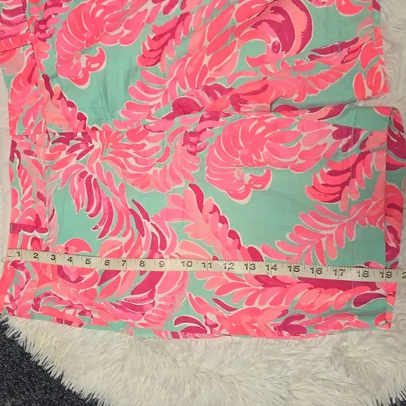 Lilly Pulitzer The Chipper Short In Size 12