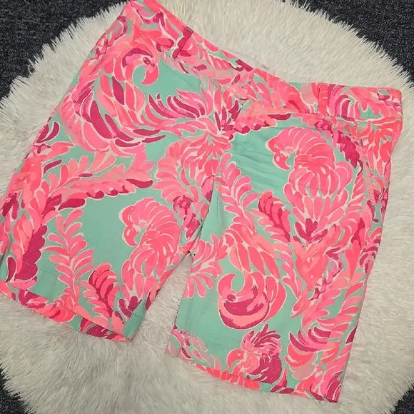 Lilly Pulitzer The Chipper Short In Size 12