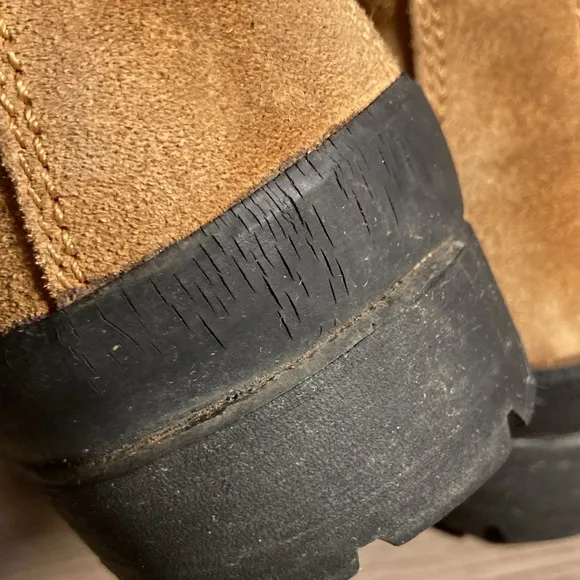 L.LBean split leather thinsulate boots 9,5