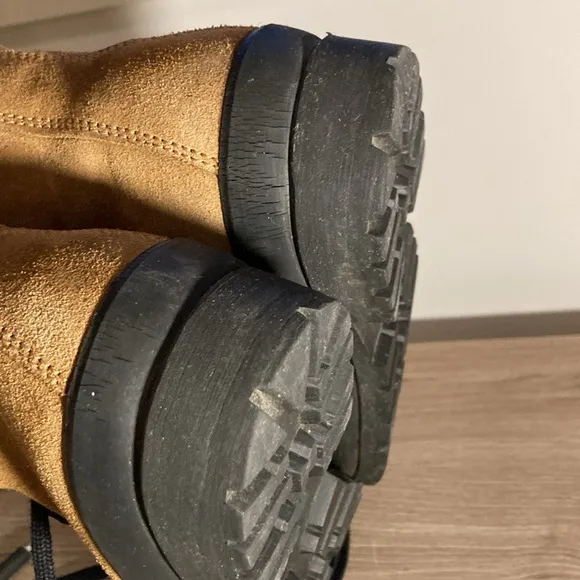 L.LBean split leather thinsulate boots 9,5
