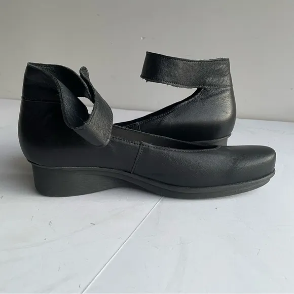 LOINTS OF HOLLAND Sydney Charlotte Shoes US 9.5 Black Mary Jane Ankle Strap Clog