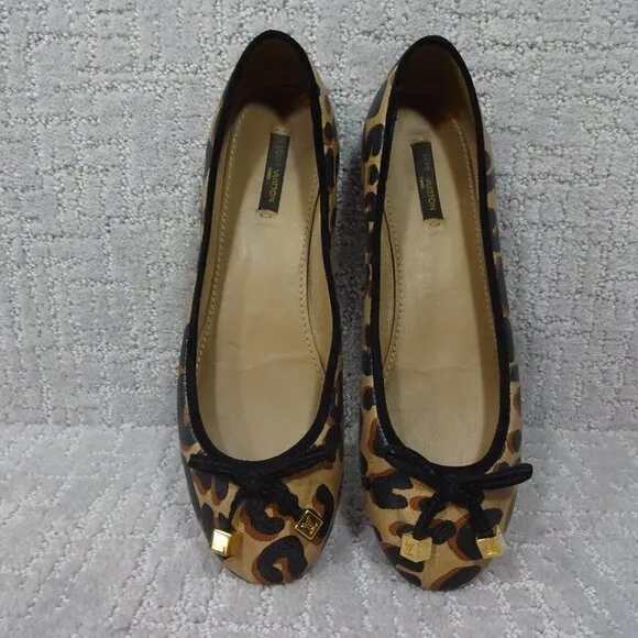 LOUIS Vuitton Leopard Print Brown Leather Flat Pumps Ballet Shoes Size 38 LV