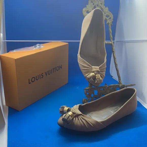 Louis Vuitton MA0141 Suede Flat Pumps 34.5 Ladies Beige