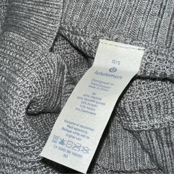Lululemon - Forward Flow Poncho, in light gray, O/S, EUC, Cashmere blend