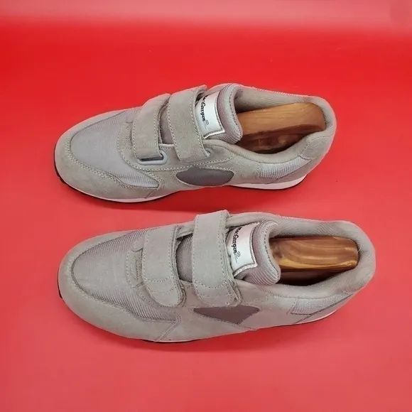 MacGregor Athletic Velcro Shoes Sneaker Men Size 6.5 Wide Suede Grey