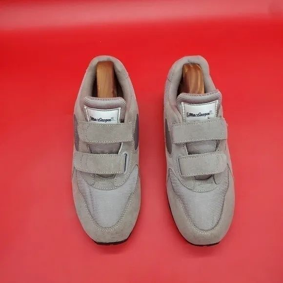MacGregor Athletic Velcro Shoes Sneaker Men Size 6.5 Wide Suede Grey