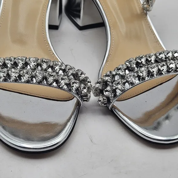 Mach &amp; Mach NEW Silver Ankle Strap Heels Shoes Size 37 7