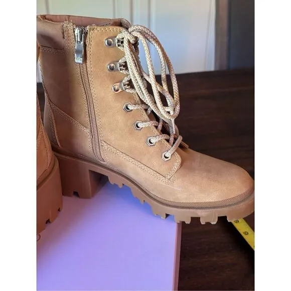 Madden Girl Dillon Boots in natural