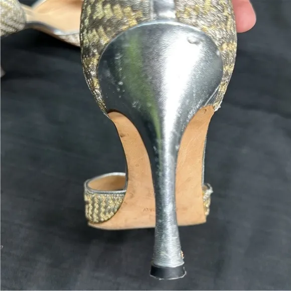Manolo Blahnik Shimmer Basket Weave Slip On Heels Shoes 8.5/38.5