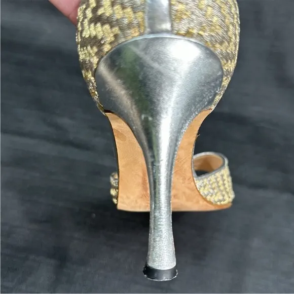 Manolo Blahnik Shimmer Basket Weave Slip On Heels Shoes 8.5/38.5