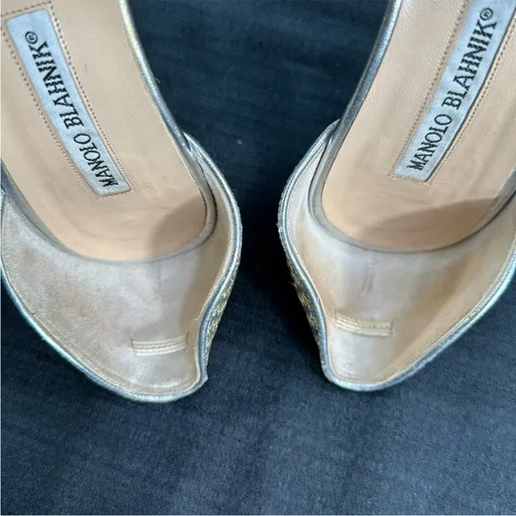 Manolo Blahnik Shimmer Basket Weave Slip On Heels Shoes 8.5/38.5