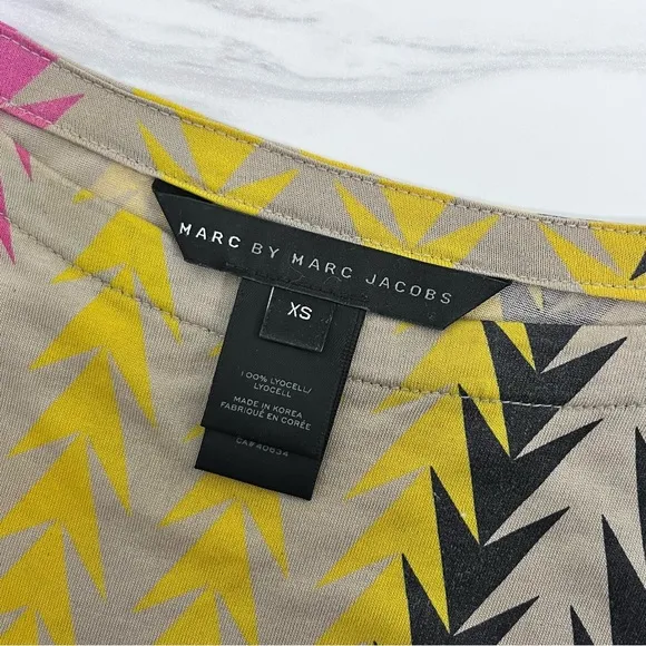 Marc by Marc Jacobs Chevron Stripe Ruffle Dress Colorful Sleeveless Size XS