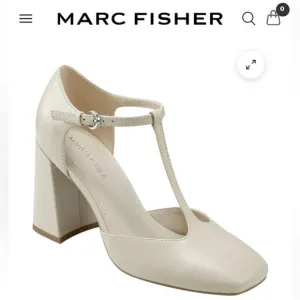 Marc Fisher Cyrene Cream T-Strap Block Heel Shoes Sz 8
