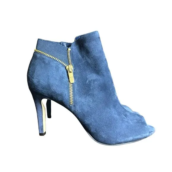 Marc Fisher Women's Blue Suede Serenity Peep Toe zip ankle wide width shoes 8W