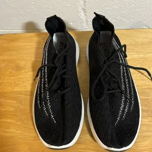 Marco Vitale Collezione Sock Style Sneaker Size 8s NWOT!