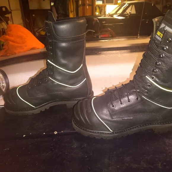 Matterhorn Footwear High Viz Yellow And Black Tactical Boots.. Size-11... NTN!!