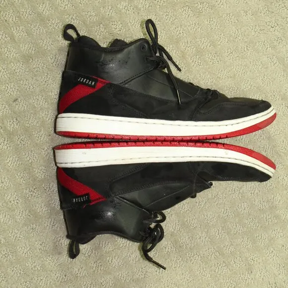 Men's 8.5 - Jordan Fadeaway Bred Mid-Top Basketball shoes