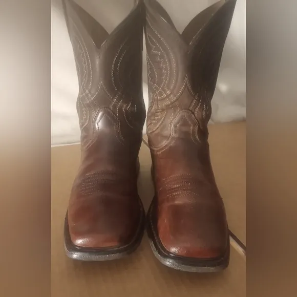 Men's ARIAT Work Soft toe Size US 6- Style #10042412.