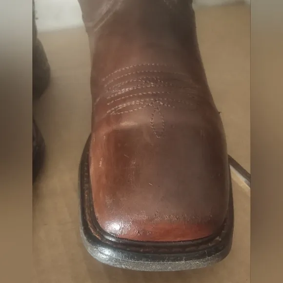 Men's ARIAT Work Soft toe Size US 6- Style #10042412.