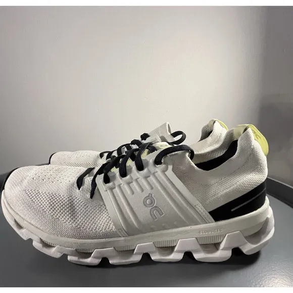 Men's Athletic Sneaker On Clouds OC CloudSwift 3 Size M7.5 White