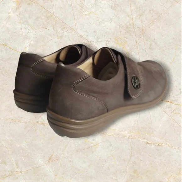 Men's Brown Casual Shoes