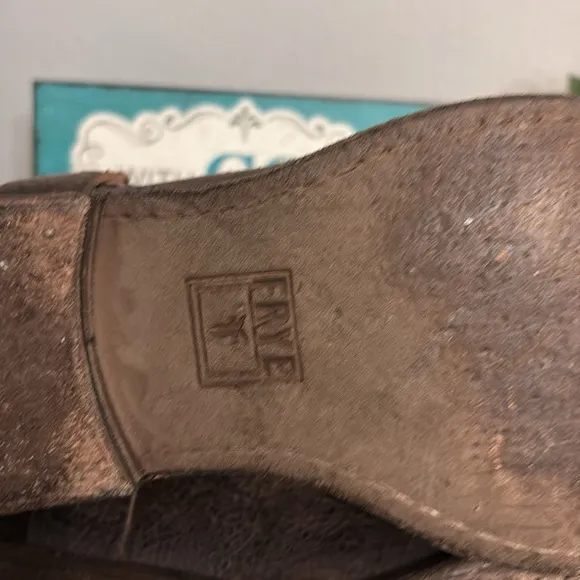 Men's Brown Leather Frye Boots SZ 11.5 D box 140
