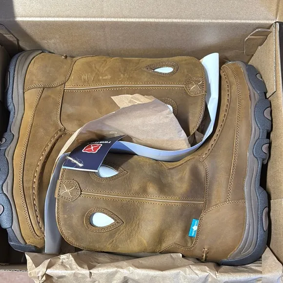 Men's Distressed Saddle Hiker Boots