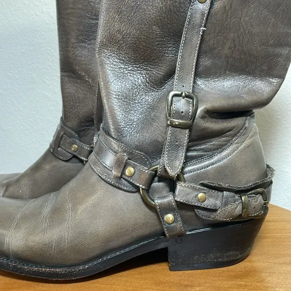 Men’s Frye 1873 Gray Leather Harness Motorcycle Square Toe Boots Mens 8.5D