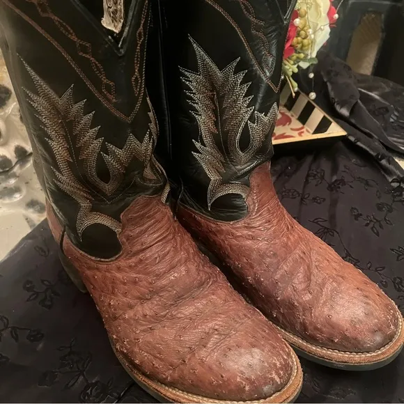 Men's Larry Mahan 9.5 D Nocona Brown and Black Cowboy Boots Western Ostridge