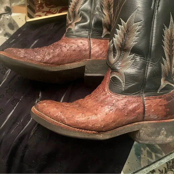Men's Larry Mahan 9.5 D Nocona Brown and Black Cowboy Boots Western Ostridge