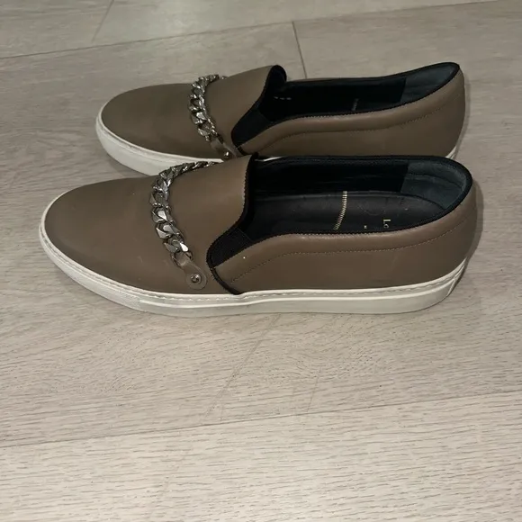 Men’s Louis Leeman Tan Slip-On Shoes with Chain Detail