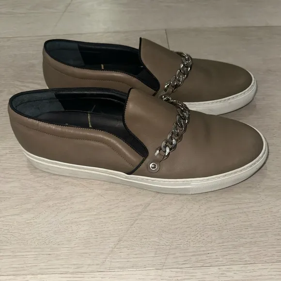 Men’s Louis Leeman Tan Slip-On Shoes with Chain Detail