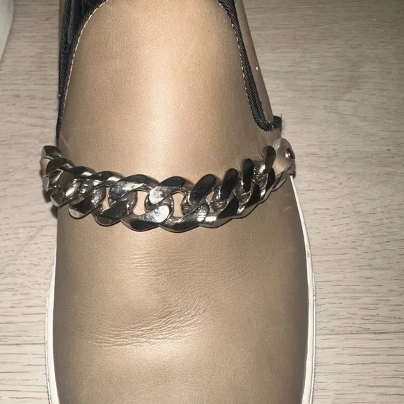 Men’s Louis Leeman Tan Slip-On Shoes with Chain Detail