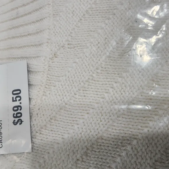 Men's  Mew With Tags I.N.C. Cream Pullover Ribbed  Sweater