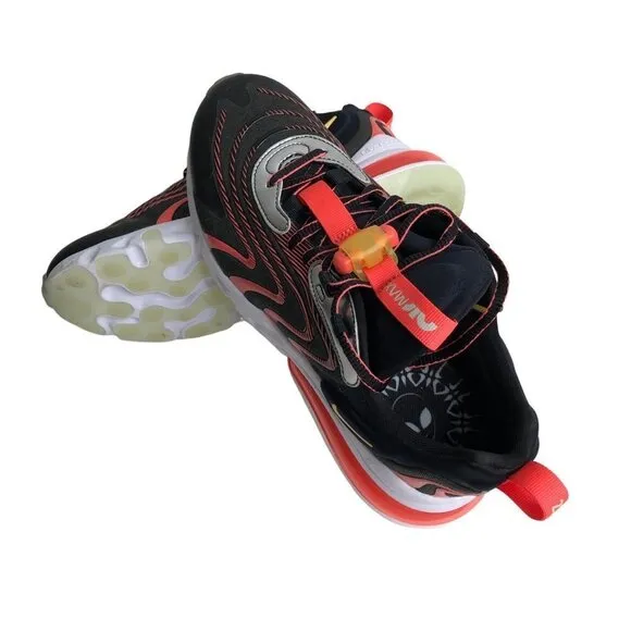 Men's Nike Air Max 270 React Engineered Running Shoes, size 8 CW7302- 001