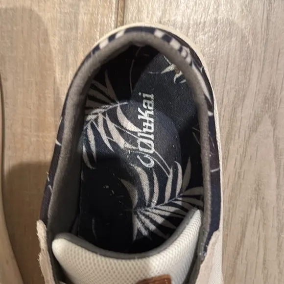 Men's White and Brown Casual Shoes