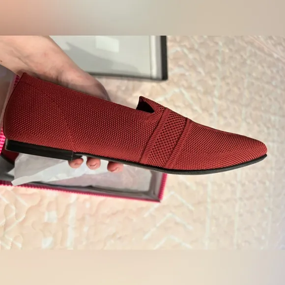 MeToo NWT Flexible Knit Slip-On Loafer Red Flat Shoes