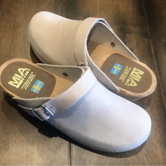 MIA Alma' Clog NWOT