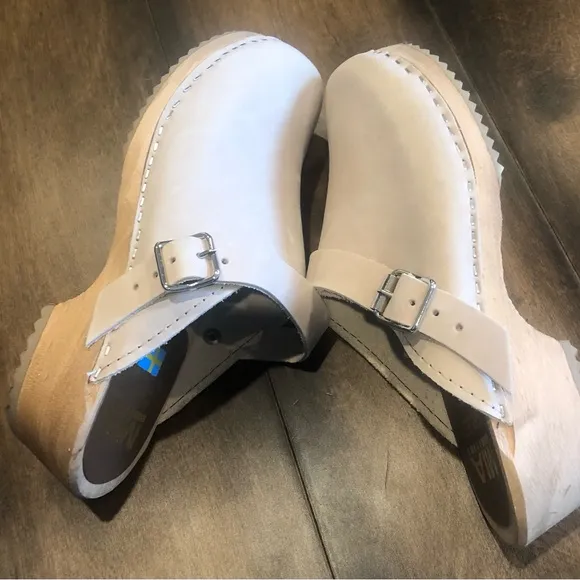 MIA Alma' Clog NWOT