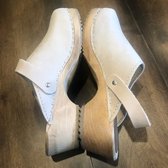MIA Alma' Clog NWOT