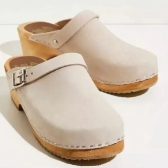 MIA Alma' Clog NWOT