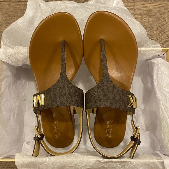 Michael Kors MK Signature Brown Jilly T Strap Thongs Sandals Shoes 7 9.5 10 NIB