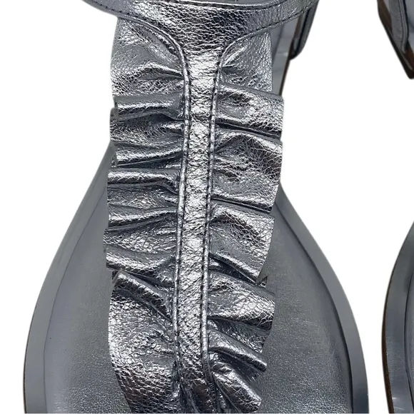 Michael Kors Womens Shoes Bella Sandals 8 Silver Leather Ruffled Flat Strappy