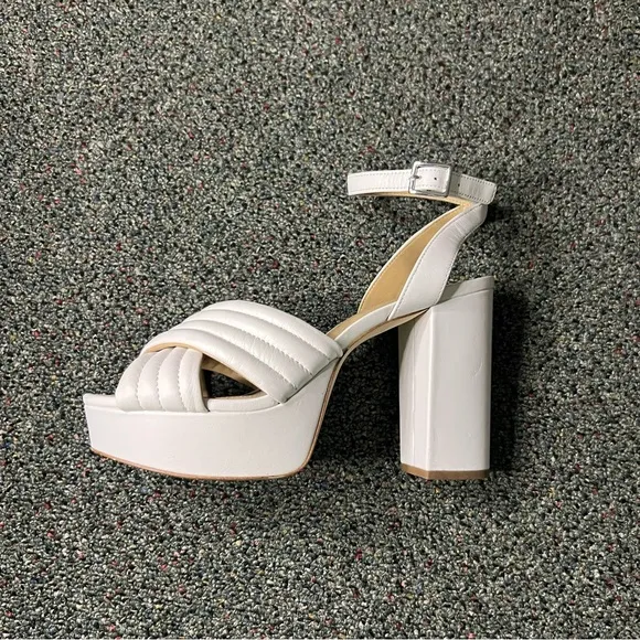 MICHEAL KORS White Neutral Royce Quilted Leather Platform Sandal Heels Shoes 7.5