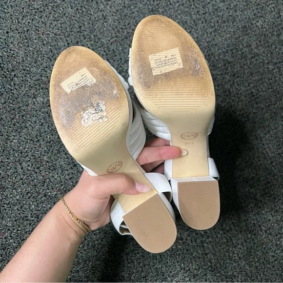 MICHEAL KORS White Neutral Royce Quilted Leather Platform Sandal Heels Shoes 7.5