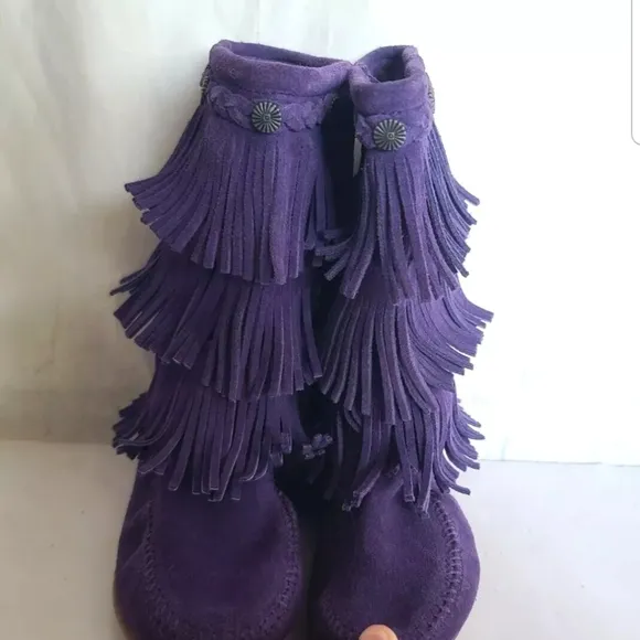 Minnetonka Girls Purple Three-Layered Fringe Boots Moccasins Youth 3